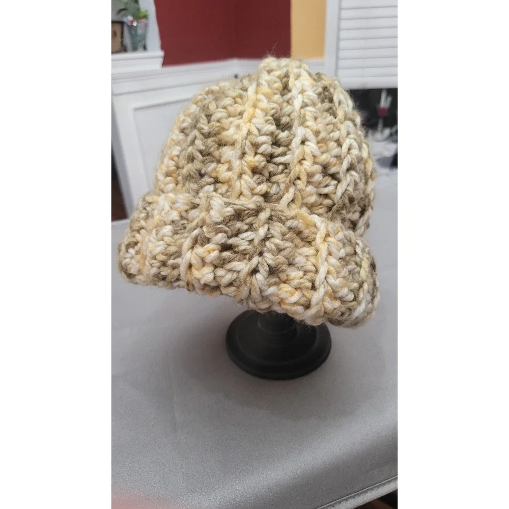 Women's Chunky Knit Beanie One Size Beige Hat Winter Boho‎ Crochet Ponytail Hat